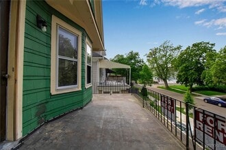 Building Photo - 205 Lisbon Ave