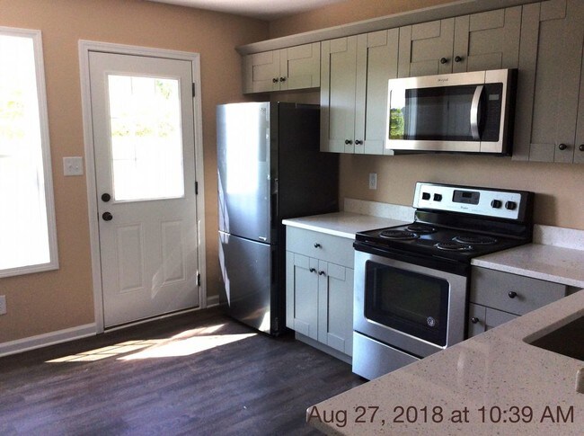 Building Photo - 386 Mcgee Ct
