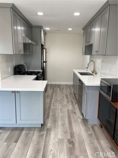 Foto del edificio - 5530 Thornburn St