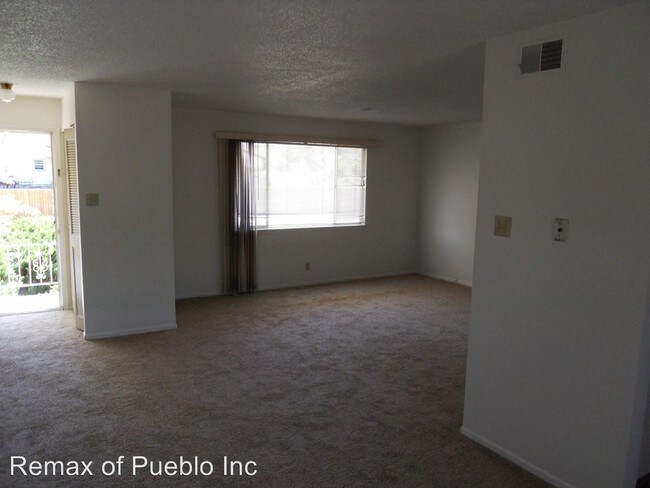 Foto del edificio - 215-221 Bonnymede Rd