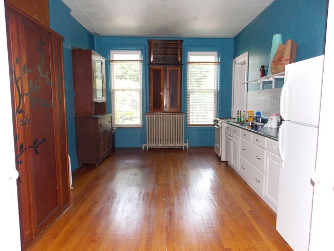 Foto del edificio - 78 Dove St