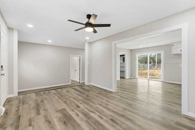 Foto del edificio - 2902 W Scott St