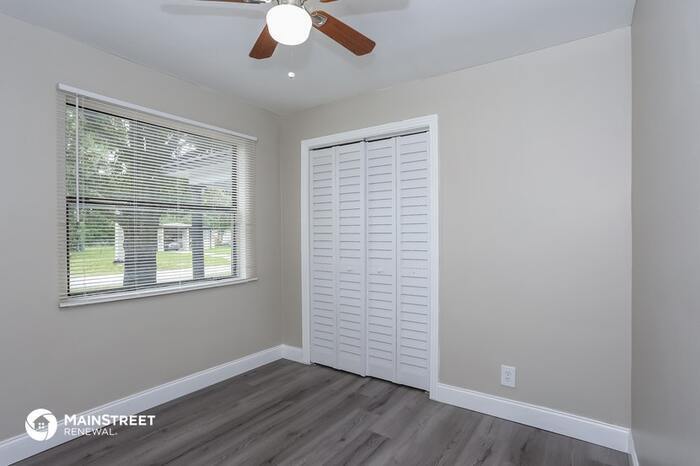 Foto del edificio - 7032 Mayapple Rd