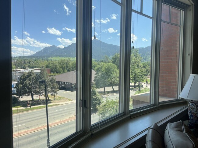 Building Photo - Luxury Condo Available in one of Boulders ...