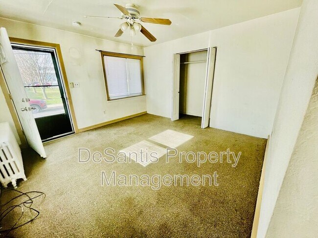 Building Photo - 732 Idlewood Ave