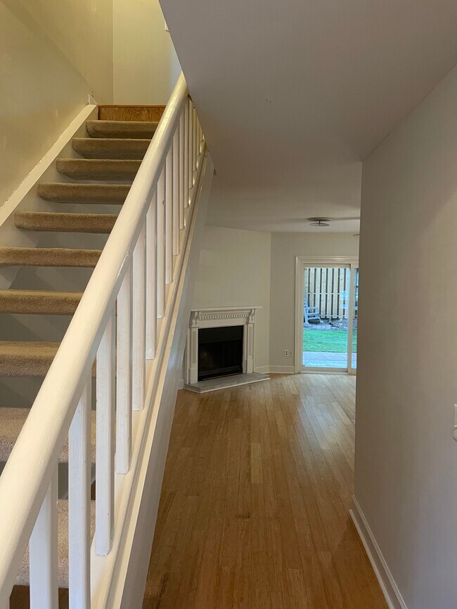 Photo - 1142 Monaco Dr Townhome