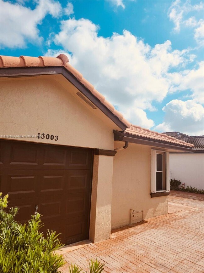 Foto del edificio - 13003 NW 8th Terrace