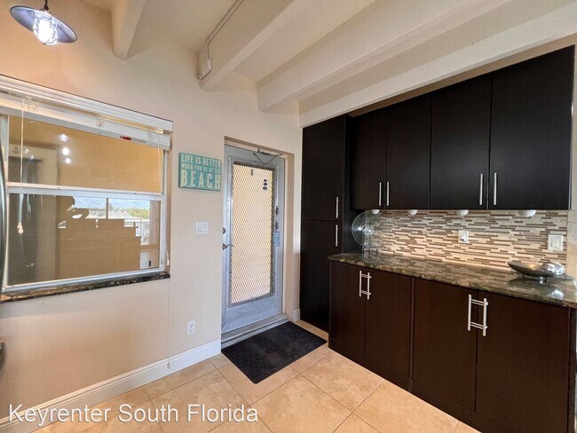 1 br, 1 bath House - 4500 S. Ocean Blvd. #311 photo'