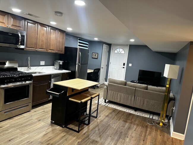 Foto del edificio - 5409 Emerson St