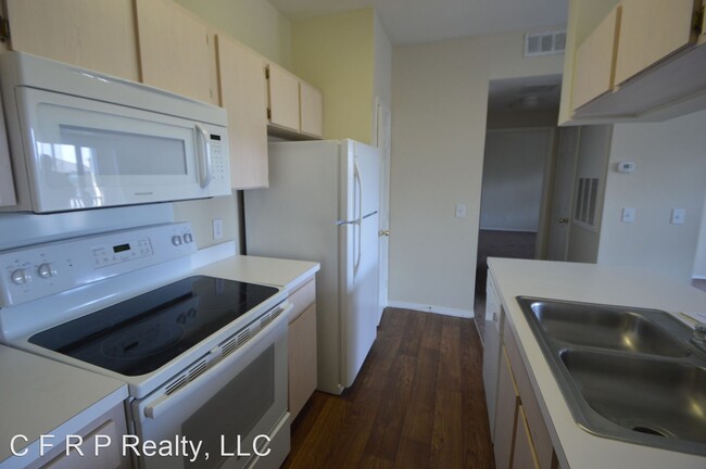 Building Photo - 1 br, 1 bath House - 12926 Sanctuary Cove ...