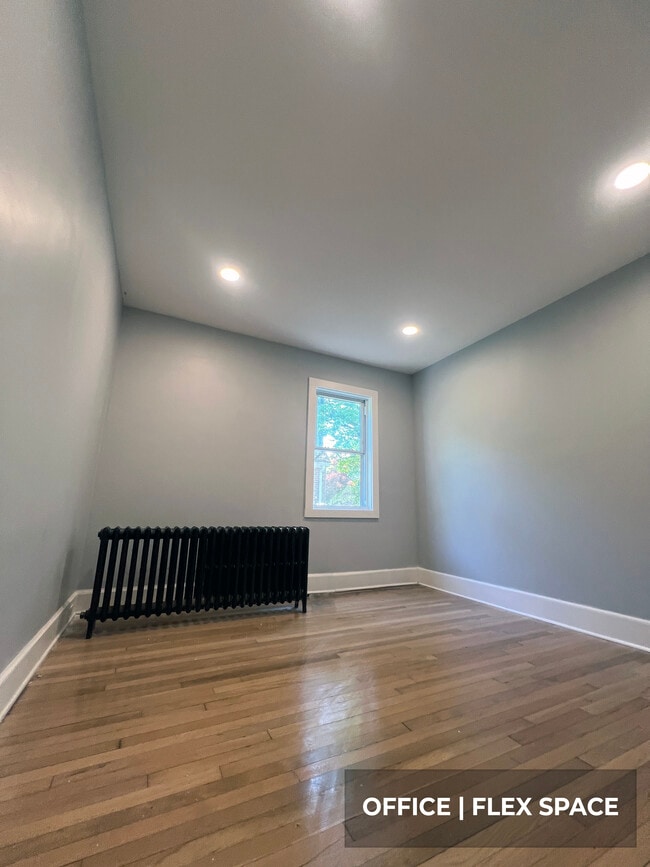 Foto del edificio - 7 Willowbrook Pl