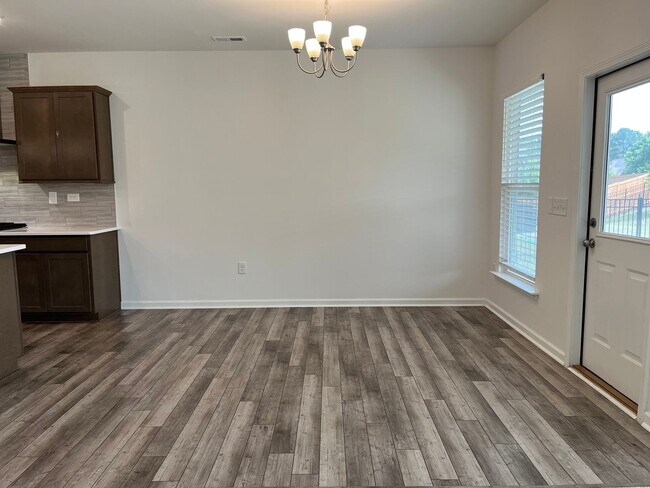 Foto del edificio - Stunning, Elegant Residence in Fuquay-Vari...