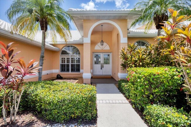 Foto del edificio - 6392 Woodbirch Pl