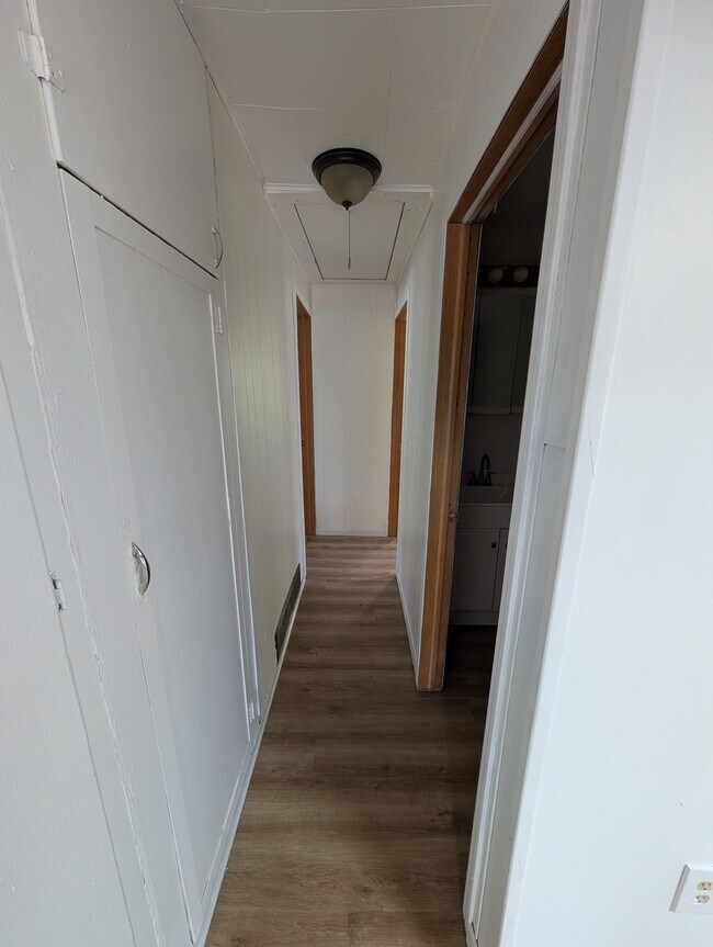 Foto del edificio - 415 S Silverleaf St