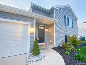 Building Photo - 1734 Burr Pond Ln