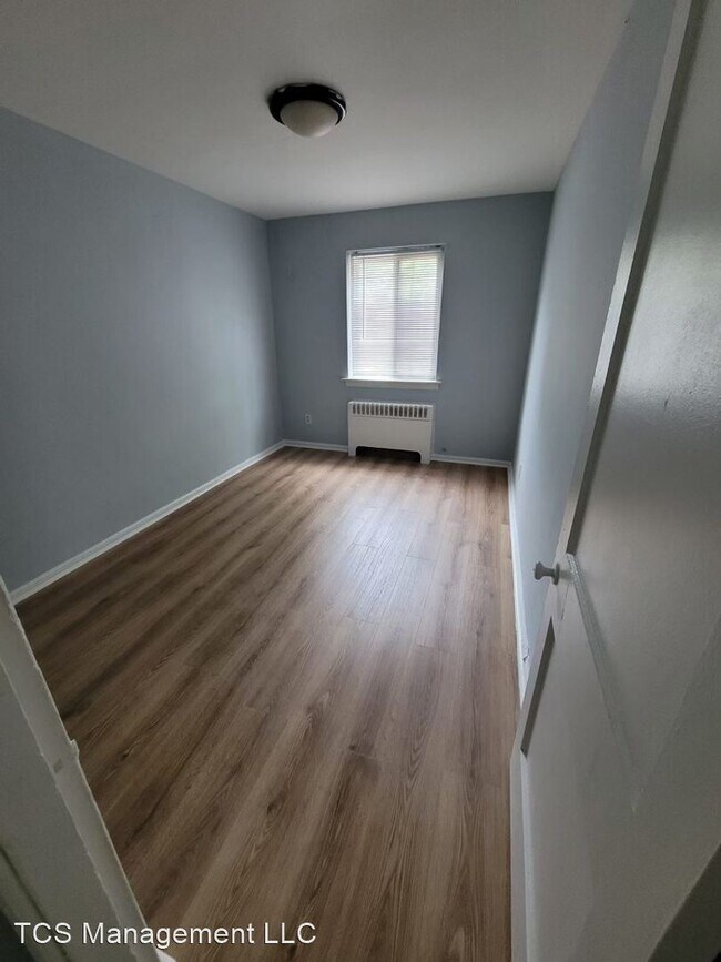 Foto del edificio - 1 br, 1 bath House - 716 E Chester Pike