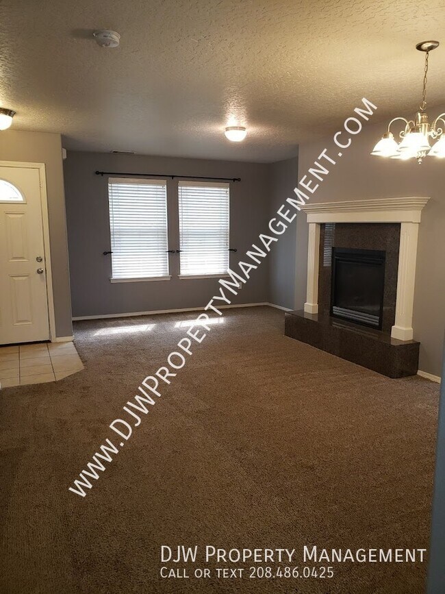Foto del edificio - 4439 N Tempest Way