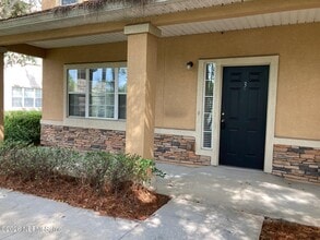 Building Photo - 7226 Deerfoot Cir