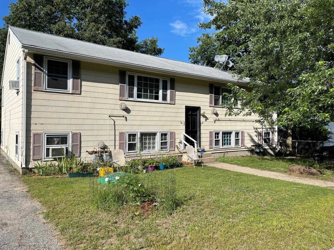 22 Mitchell St Unit 22 B, Manchester, NH 03103 Apartment for Rent in