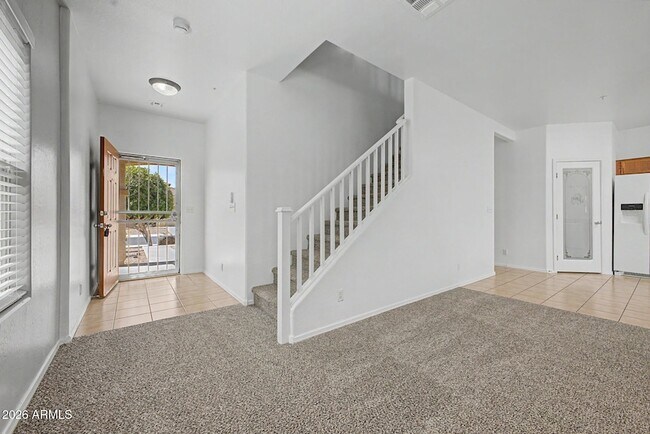 Building Photo - 8748 W Wood Dr