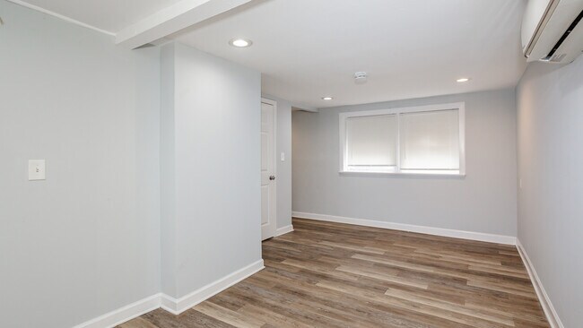 Foto del edificio - 2821 W 25th St