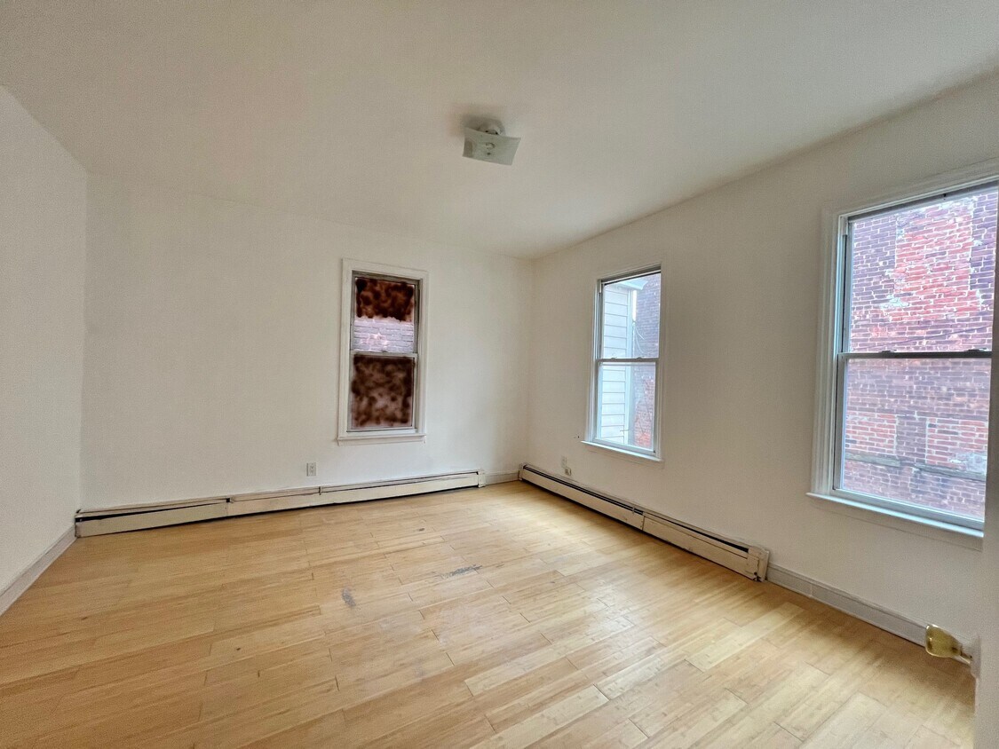 63 Passaic St, Garfield, NJ 07026 - House Rental in Garfield, NJ |  Apartments.com, image size:1125x844