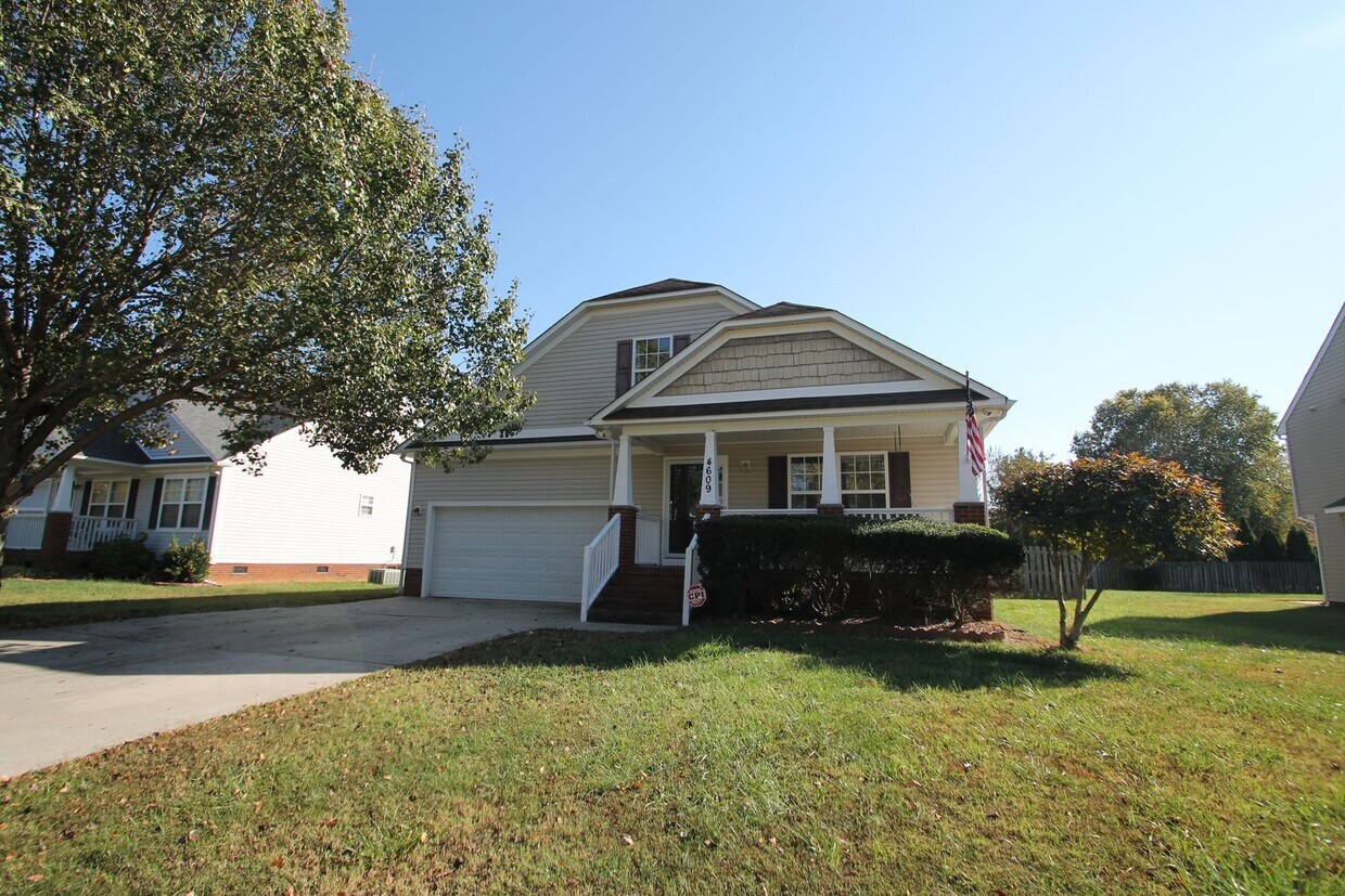 Primary Photo - Exclusively Offered By Muse Realty, LLC