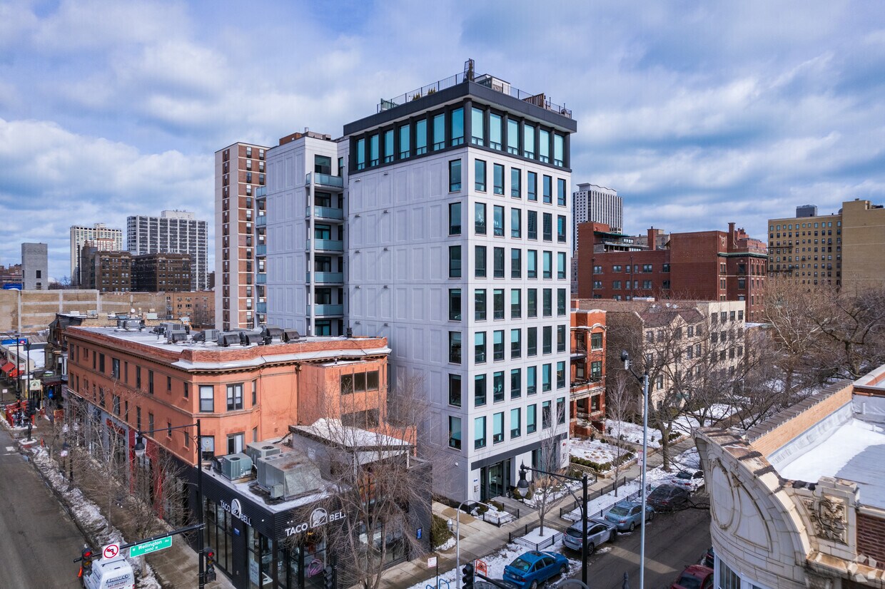 Primary Photo - 550 Wellington Ave