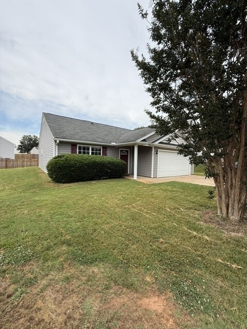 Building Photo - 305 Cool Embers Ln