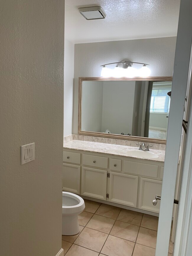 Bath - 5699 Makati Cir