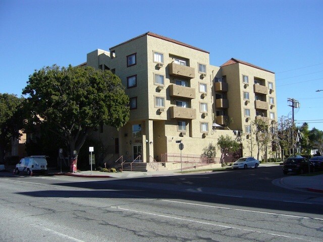 Foto del edificio - 1400 Venice Blvd
