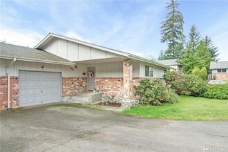 Building Photo - 11209 126th Ave Ct E