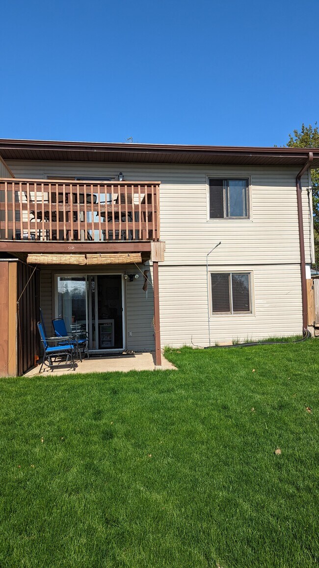 Foto del edificio - 1711 Reetz Rd