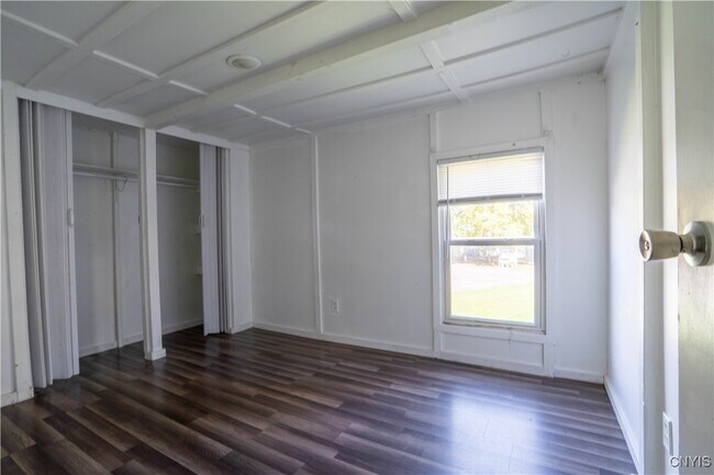 Foto del edificio - 107 Mountain View Ln