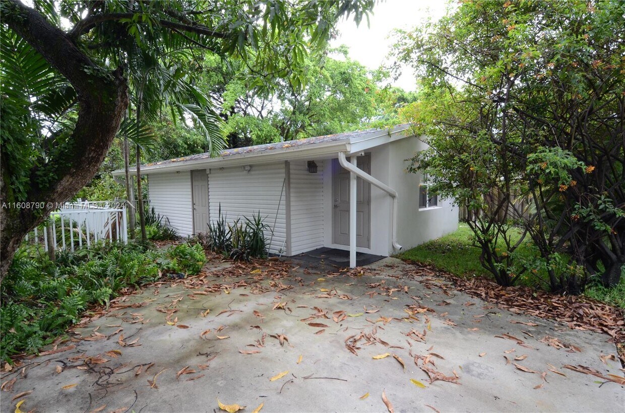 Foto principal - 633 Mokena Dr