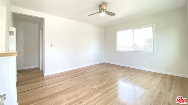 Foto del edificio - 3821 Prospect Ave