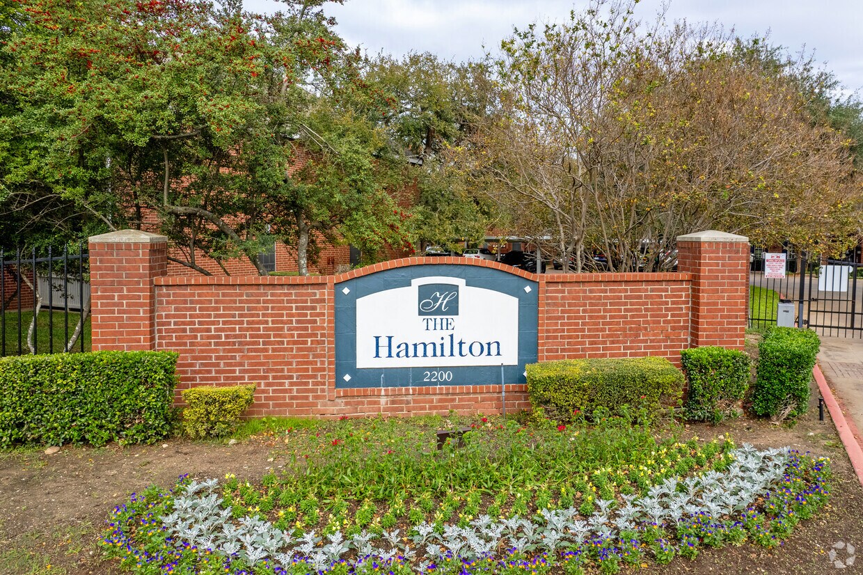 The Hamilton Apartments in Austin, TX