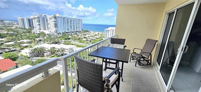 Foto del edificio - 1200 Hibiscus Ave