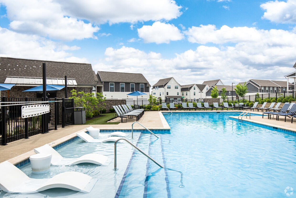 Primary Photo - Parkview Apartments