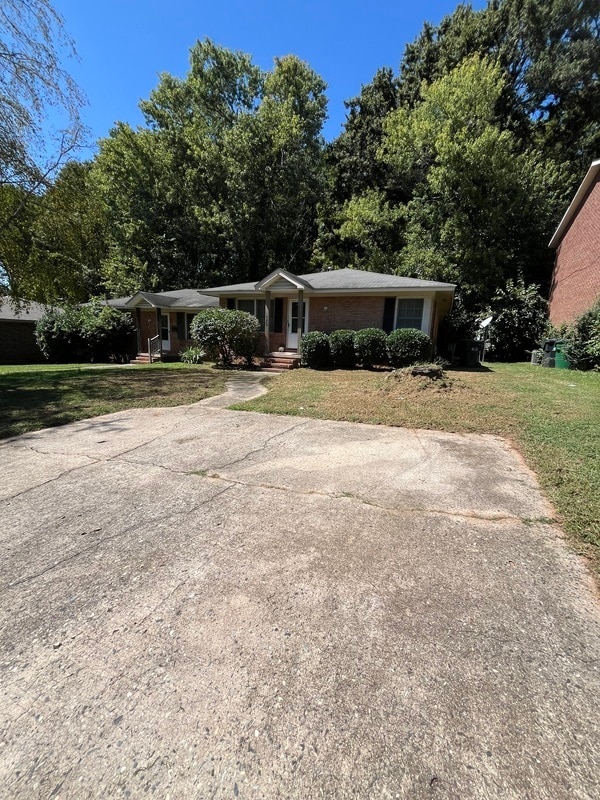 Building Photo - 4811 Malibu Dr