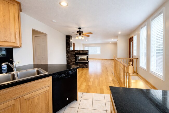 Photo - 1201 E 5600 S Apartment