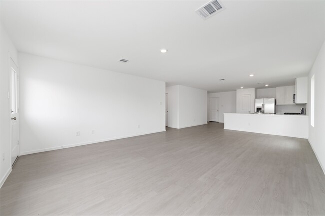 Building Photo - 3064 Huntersville Dr