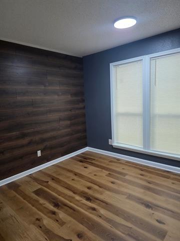 Foto del edificio - 2312 Garden Park Ct
