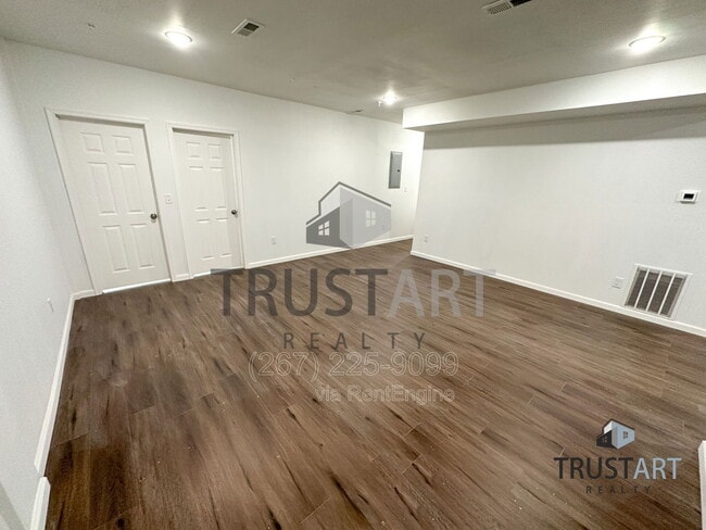 Building Photo - 2317 N 15th St