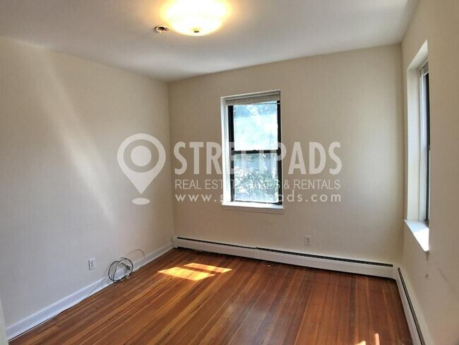 Building Photo - 1 bedroom in Boston MA 02134
