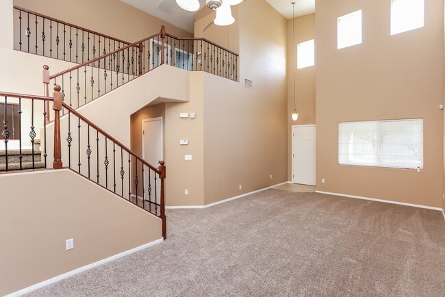 Building Photo - 408 Orchid Oasis Ave