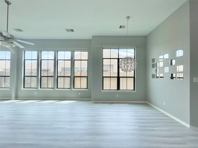 Foto del edificio - 3625 Standing Rock Dr