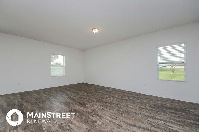 Building Photo - 104 Hidden Lk Lp