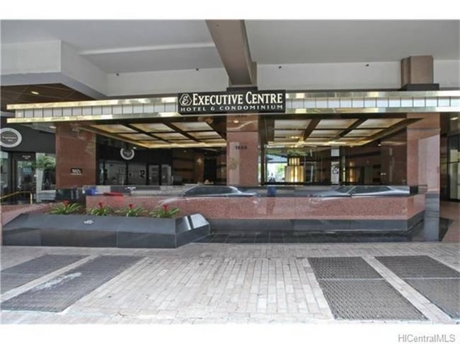 Photo - 1088 Bishop St Apartment