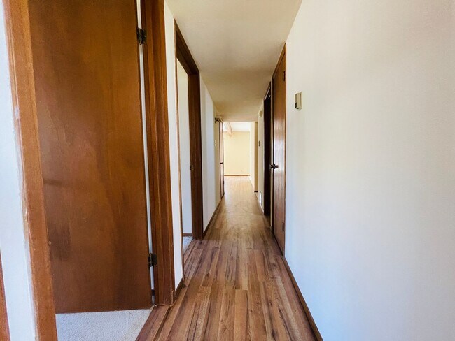 Foto del edificio - Westside 3 Bedroom 1.75 Bath